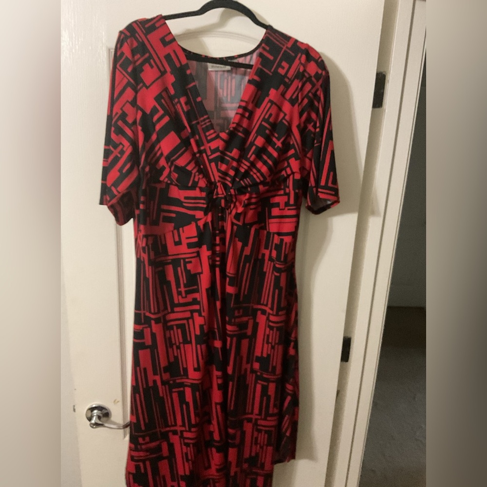 Avenue Red and Pink Geometric Dress